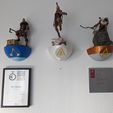 PXL_20221229_111944407.jpg Helden-Trophäenregal - AC Valhalla