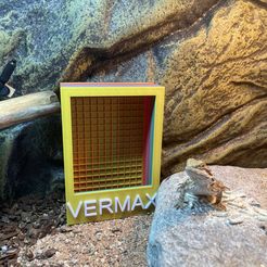 Insect-Feeder-for-Reptiles-WIth-Vermax-1.jpg Insect Feeder for Reptiles