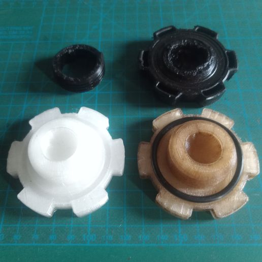 IMG_20250607_155657.jpg Tapón de aceite del motor Aygo de primera generación