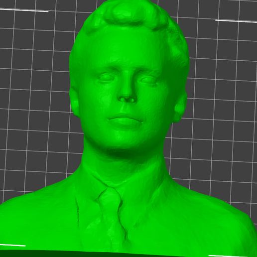 photo_2023-12-22_03-06-19.jpg Luis Miguel - face or bust