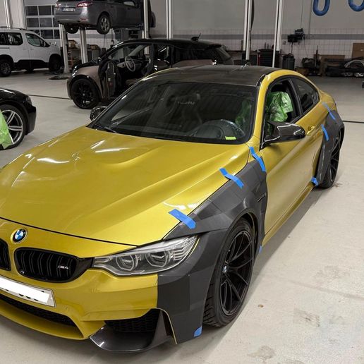 Bmw m4 f82 widebody - 3D model önizlemesi