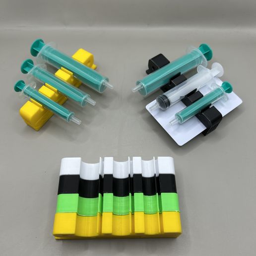 IMG_4999.jpeg Spritzenhalter für 2ml-, 5ml- und 10ml-Spritzen
