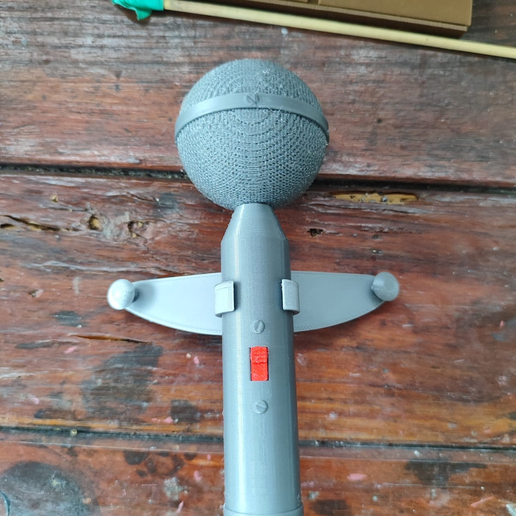 Silvio Santos Iconic "Chest Microphone"