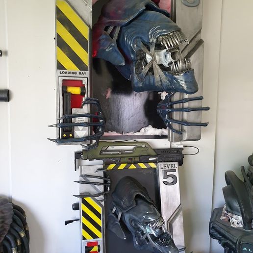 20211112_123604.jpg alien queen smaller scale wall art