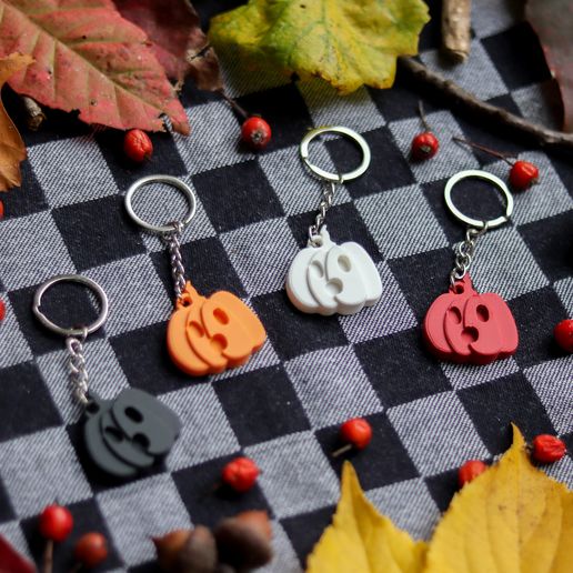 Suprised_Pumpkin_Keychain_Autumn_Series-5.jpg Surprised Pumpkin Keychain | Autumn Series | Halloween