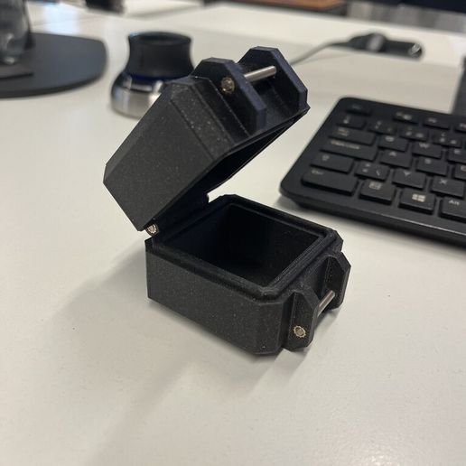 Rugged Box – Durable 3D Printable Storage Case