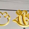 IMG_20230423_135955021_HDR.jpg Chunky Bee Cookie Cutter