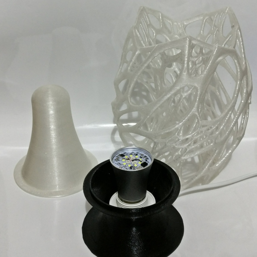 Capture d’écran 2017-12-13 à 10.49.48.png Voronoi lamp with foot, E27 RGB LED and diffuser