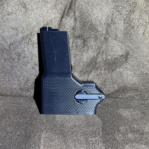 IMG_5193.jpg ARP9 / SSR9 至 M4 弹匣适配器