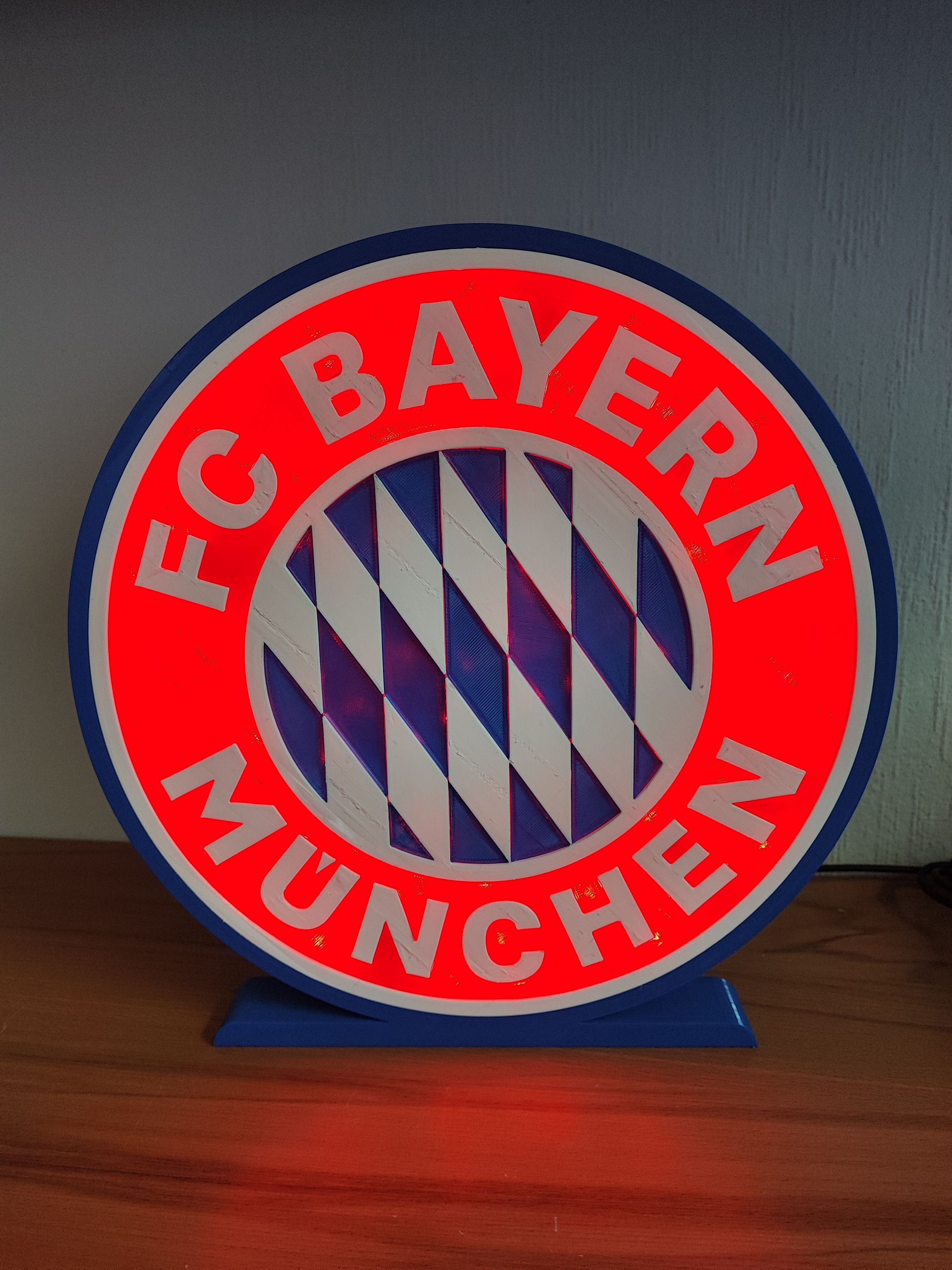 FC Bayern München Tischlampe Logo 