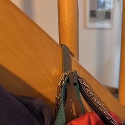 IMG_6721.jpeg Kleiderhaken für die Treppe - Coat hook for stairs