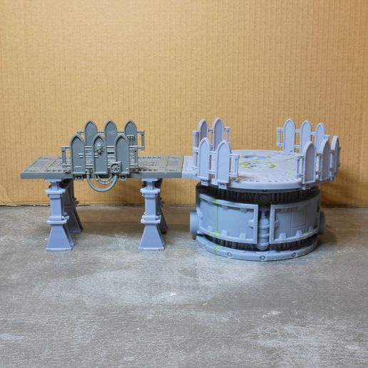 half_height_pillars.jpg Shorter Sector Mechanicus style cylinder