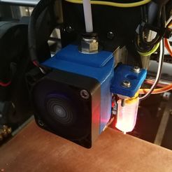 IMG_20180608_082910.jpg Mount for 40mm fan and bl-touch mount