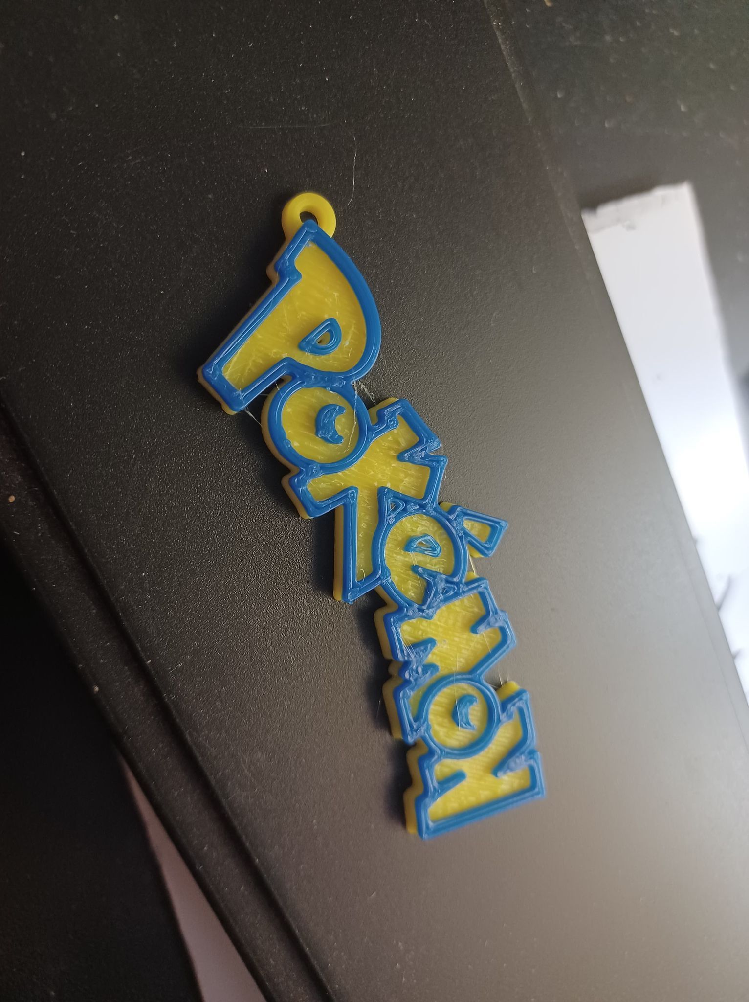 293695820_386400826816437_8314743782702546800_n.jpg Free STL file Pokemon Title Logo Keychain・Object to download and to 3D print, Niagara_Statues