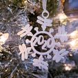 Eff2020CoronavirusSnowflakeOrnamentWithJumpringOnXmasTree3dPrintPhoto.jpg Eff 2020 - Coronavirus Snowflake Christmas Ornament