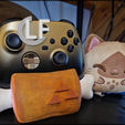 photo_2025-02-10_19-25-38.png Suporte para comandos Xbox One S Monster Hunting Meat