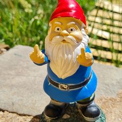 20230502_143457.jpg STL file Garden gnome, Gnome, Decoration・3D printable model to download