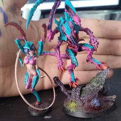 Девушка-тиранид / Чан