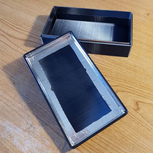 5.jpg Free STL file "NO DISTRACTIONS!" This box will save your marriage! Dual Cell Phone Faraday Cage Box・3D printing design to download, ThatJoshGuy