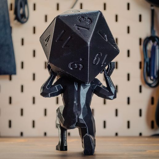 DSC_0639.jpg Low-Poly D20 Atlas DnD Figure