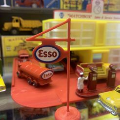 Esso-1.jpg Vintage Petrol/Gas Station Signs