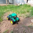 20240919_103151.jpg JD Tractor Armable Toy