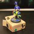 IMG_4795.JPG Splatoon Amiibo Stand - Cardboard Box