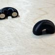 IMG_7628.jpg Magnetic cable holder and FidgetToy