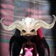 e90e0aca-24a1-40fb-a74e-77e2c6e10ef4.jpg crown with horns for Monster High dolls