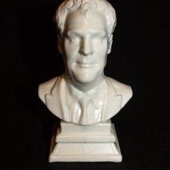 IMG_4896.jpg Bust of Jeremy Clarkson