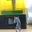 1610541538766.jpg だらしないユニコーンの不機嫌なかわいい面白い彫刻
