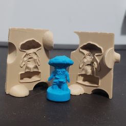 figure_and_mold.jpg STL-Datei Pilzmann Schimmel kostenlos・3D-Drucker-Modell zum herunterladen