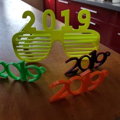 20181211_142531.jpg glasses and key ring 2019