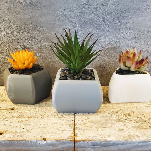 20210718_172500.jpg Minimalist Geometric Succulent Planters - 3 styles