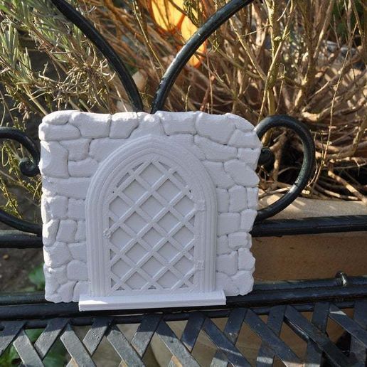 door_1_4.JPG medieval Fairy door