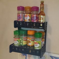tfrichet etagere epices final.JPG Fichier STL gratuit Étagère à épices murale・Plan pour impression 3D à télécharger