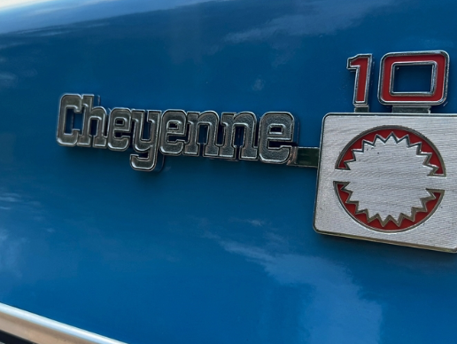 TRAXXAS TRX4 Chevrolet Cheyenne K10 - FENDER LOGO