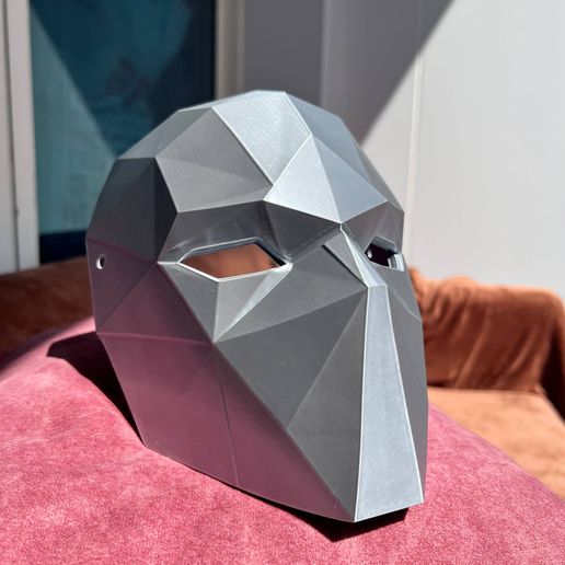 Low Poly Mask