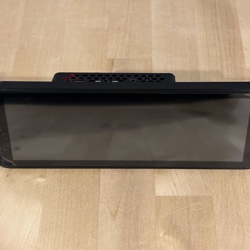 IMG_7574.jpeg Waveshare 7.9" DSI LCD & RPI 4B Enclosure