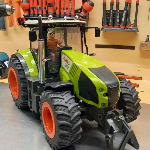 happy peaple rc claas bruder rc 3D model