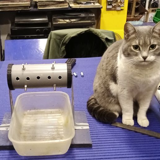 Download free STL file slow cat feeder • 3D printer object ・ Cults