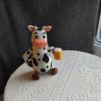 IMG_20231009_185521.jpg Articulated cow with beer, Supportfree, print-in-place