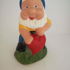 nain_2a.jpg Free STL file Garden gnome with heart・3D printable design to download