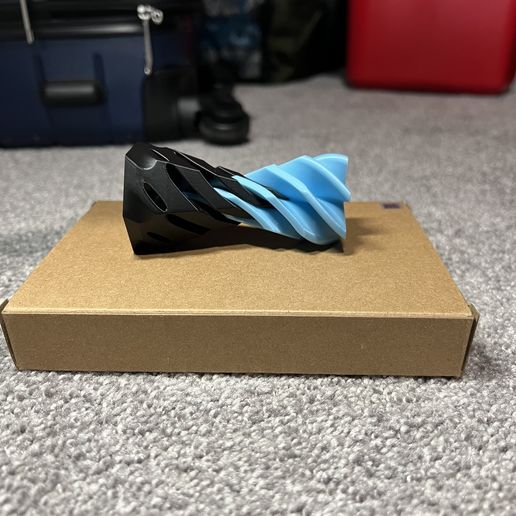 IMG_2610.jpg Spiral/Helix Fidget Toy V4. Hexagonal