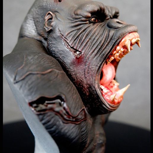 King-Gorilla-Predator-sculpted-by-Yacine-BRINIS-016.jpg King Gorilla