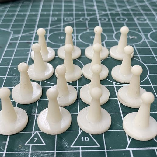 JUEGO - Piezas de recambio / Peones para juegos de mesa (ARCHIVO STL)