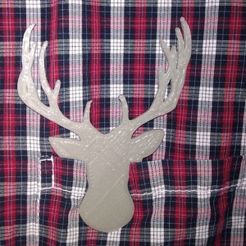 Clip_T_te_de_Cerf_-_Cults_-_by_Roman_Hegglin.jpg STL-Datei Deerhead - Clip on kostenlos・Modell für 3D-Druck zum herunterladen
