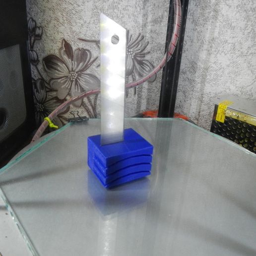 DSCN6656.JPG CUBE Plastic Bottle cutter