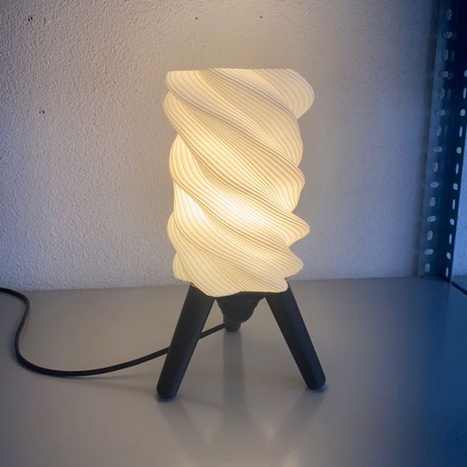 WhatsApp-Image-2024-05-29-at-15.02.53-2.jpeg MODERN NIGHT LIGHT 6