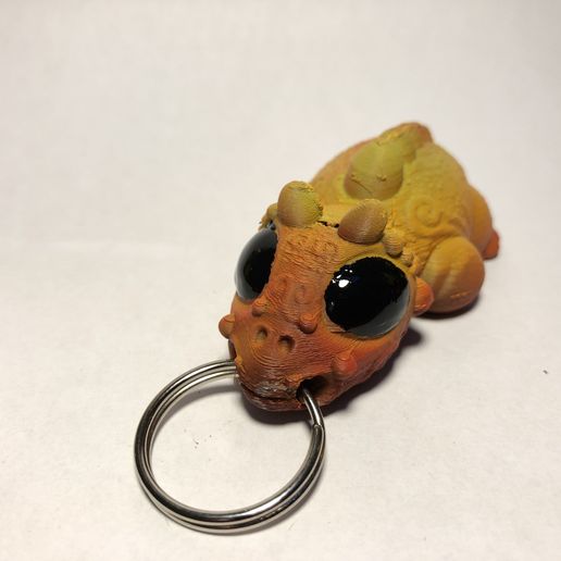 S2xjbQIrSZeidQDZIhJ5oQ.jpg Dragon Keychain flop